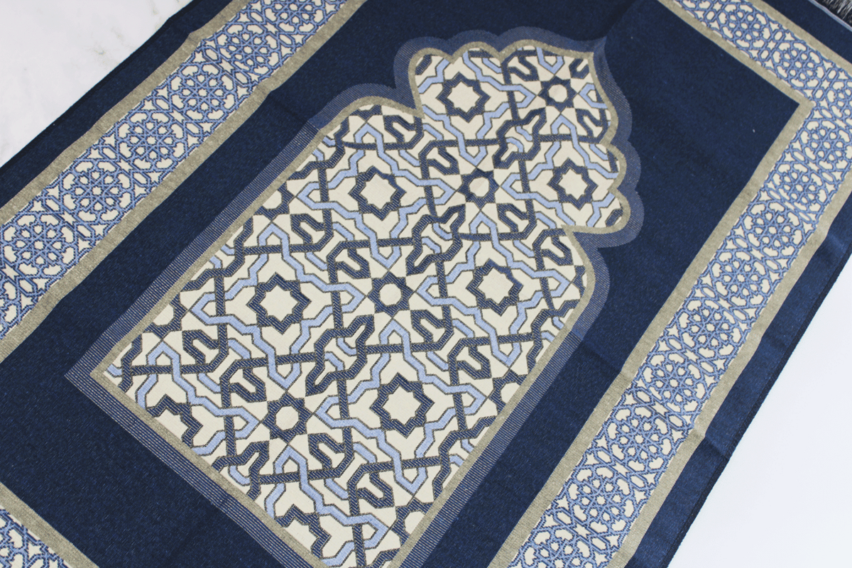 Personalised Prayer Mat, Personalised Travel Prayer Mat, Islamic Prayer Rug, Namaaz, Prayer Rug, Islamic Nikkah Gift, Umrah gift