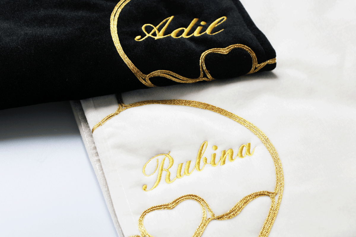 Couple prayer mat set with heart, couple padded luxury thick prayer mat, islamic gift, islamic nikkah gift for couple, muslim gift, personalised prayer mat
