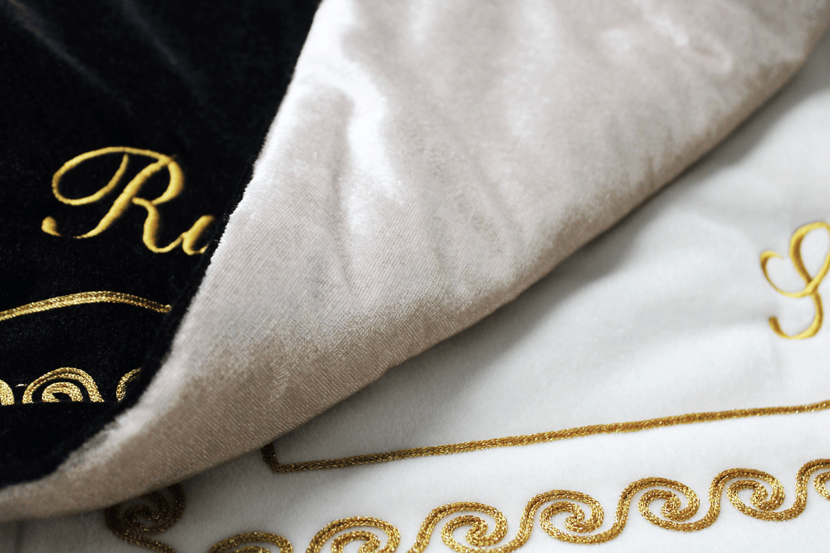 Personalised couple heart prayer mat set, personalised islamic couple gift, jointed heart prayer mat, nikkah gift, padded luxury foam prayer mat