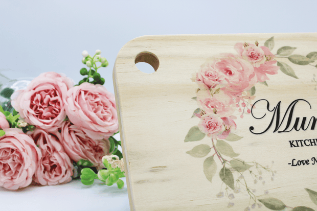 Personalised Mother's Day chopping board, perosnalised wooden chopping board, islamic mothers day gift