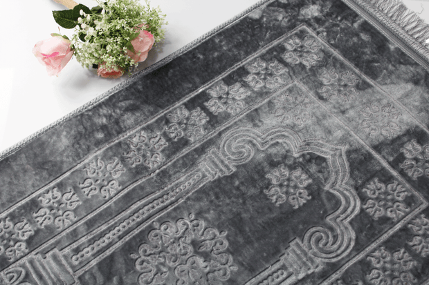 SALE CLEARANCE! Luxury Velvet Prayer Mat
