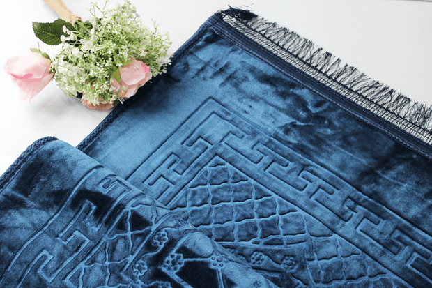 SALE CLEARANCE! Luxury Velvet Prayer Mat