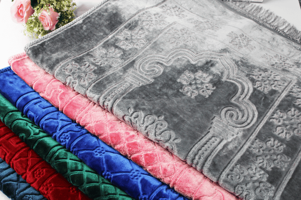 SALE CLEARANCE! Luxury Velvet Prayer Mat