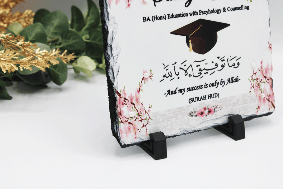Graduation Rock Slate - Pink Blossom with Hat