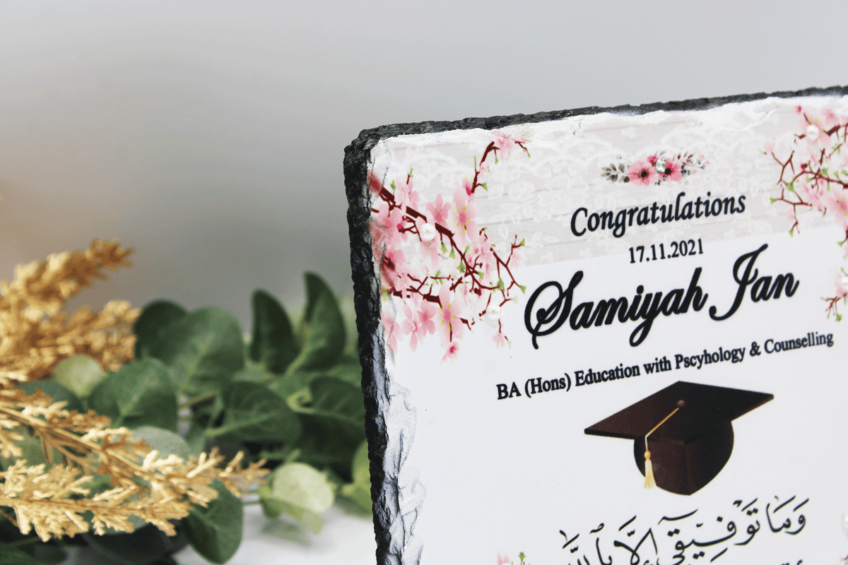 Graduation Rock Slate - Pink Blossom with Hat